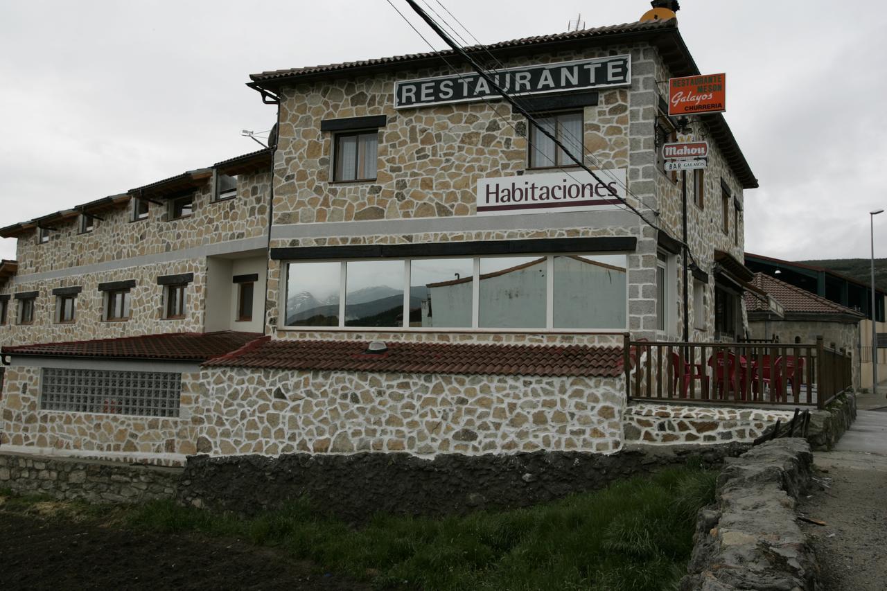 Hotel Galayos Hoyos del Espino Exterior foto